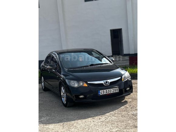 Sahibinden Honda Civic 1.6i VTEC Premium 2011 Model