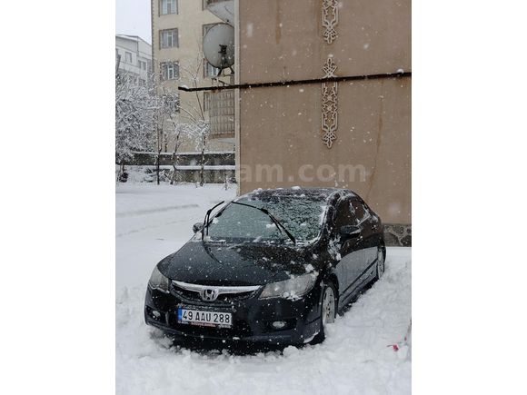 Sahibinden Honda Civic 1.6i VTEC Premium 2011 Model