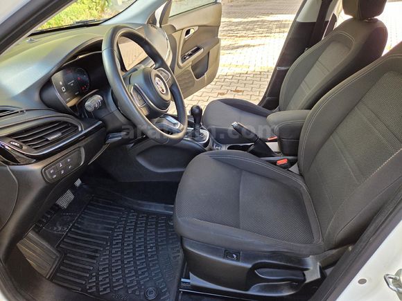Sahibinden Fiat Egea 1.6 Multijet Lounge Plus 2023 Model