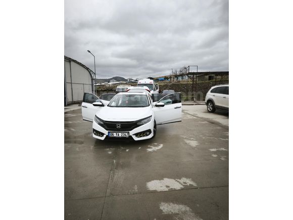 Sahibinden Honda Civic 1.5 i-VTEC RS 2017 Model