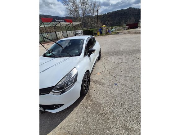 Sahibinden Renault Clio 1.2 Touch 2013 Model  162.000 km Beyaz