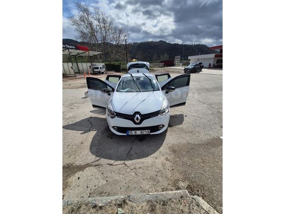 Sahibinden Renault Clio 1.2 Touch 2013 Model  162.000 km Beyaz