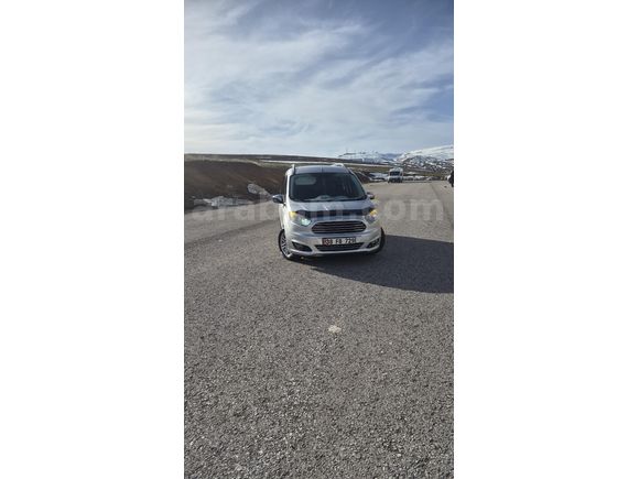 Sahibinden Ford Tourneo Courier 1.6 TDCi Titanium Plus 2014 Model