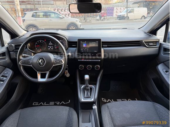GALERAJ 2020 RENAULT CLİO 1.0 TCE TOUCH 107.000 KM ..