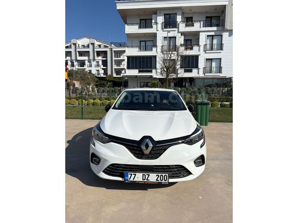 Sahibinden Renault Clio 1.0 TCe Icon 2023 Model 
