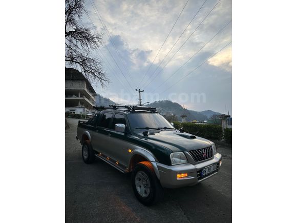 2004 MODEL MAGNUM 4X4