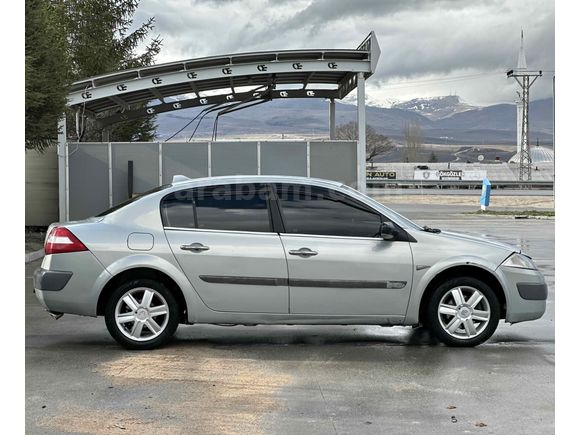Sahibinden Renault Megane 1.6 Dynamique 2004 Model 