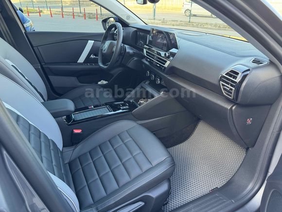 2025 Citroen C4 1.2 Max Hibrit