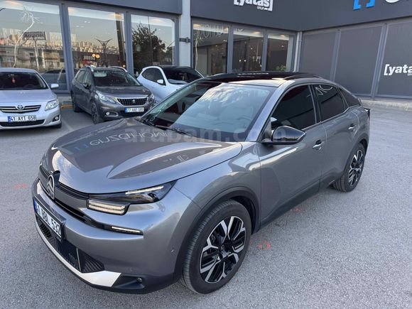 2025 Citroen C4 1.2 Max Hibrit
