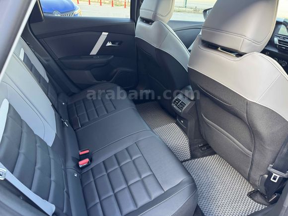 2025 Citroen C4 1.2 Max Hibrit