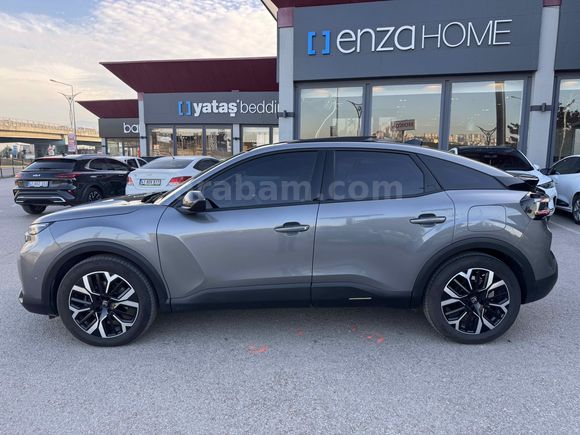 2025 Citroen C4 1.2 Max Hibrit