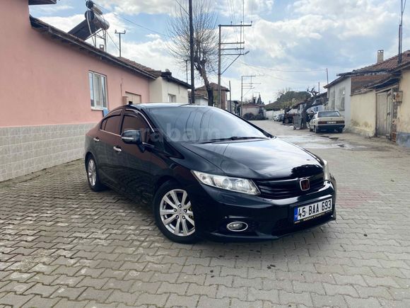 Sahibinden Honda Civic 1.6i VTEC ECO Elegance 2012 Model 