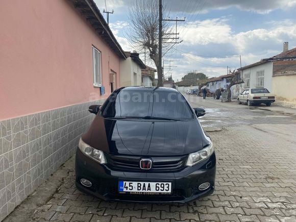 Sahibinden Honda Civic 1.6i VTEC ECO Elegance 2012 Model 