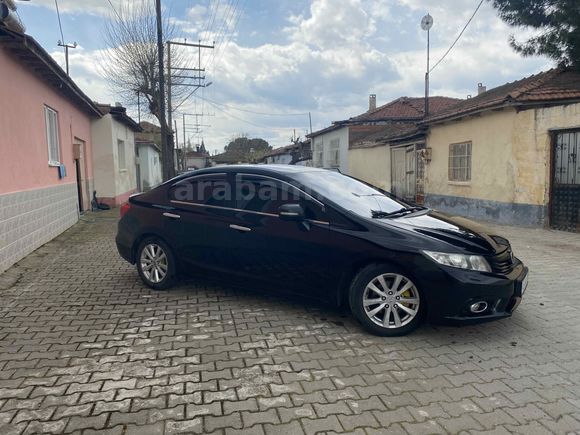 Sahibinden Honda Civic 1.6i VTEC ECO Elegance 2012 Model 