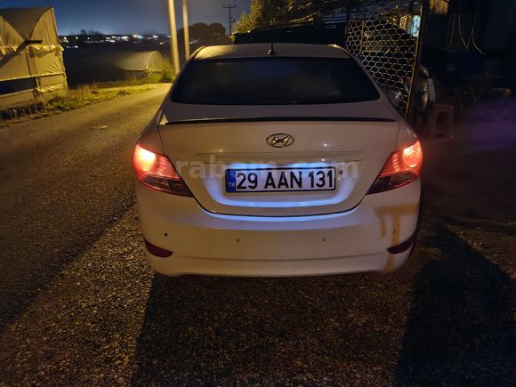 Sahibinden Hyundai Accent Blue 1.6 CRDI Prime 2016 Model Antalya