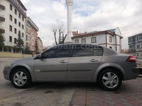 Sahibinden Renault Megane 1.6 Dynamique 2005 Model