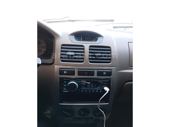 Sahibinden Kia Rio 1.5 Luxury 2004 Model