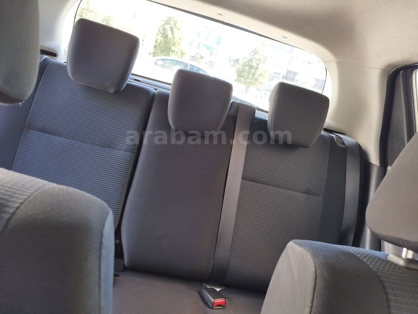 Sahibinden Suzuki Swift 1.3 MT 2009 Model Ankara 195.000 km Gri (Gümüş) 3