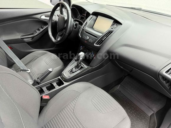 Ford Focus 1.6 Ti-VCT Titanium 2015