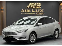 Ford Focus 1.6 Ti-VCT Titanium 2015
