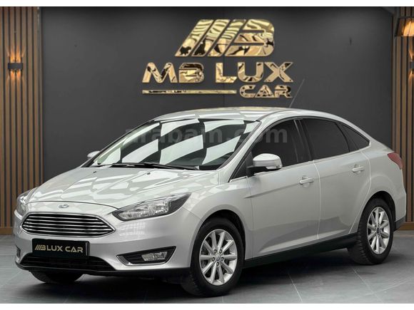 Ford Focus 1.6 Ti-VCT Titanium 2015