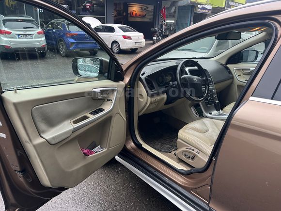 Sahibinden Volvo XC60 2.4 D5 2009 Model İstanbul
