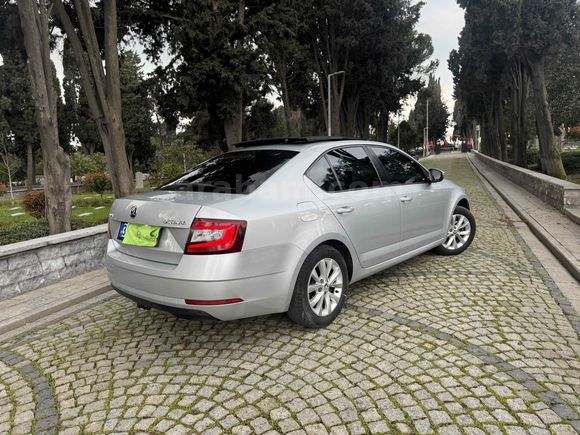 Sahibinden Skoda Octavia 1.6 TDI Style 2017 Model 