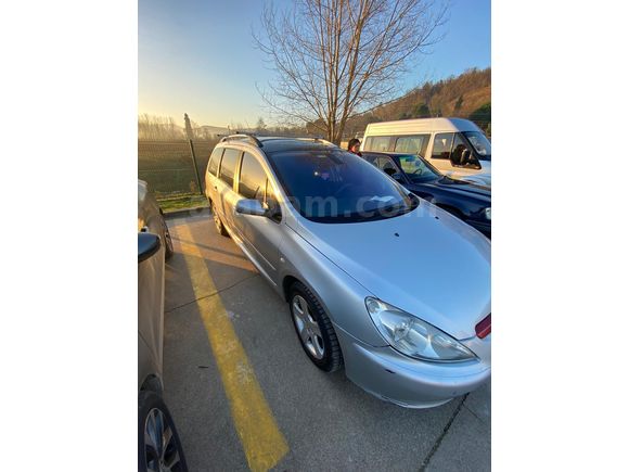 Sahibinden Peugeot 307 1.6 Profil 2004 Model  238.000 km Gri (Gümüş)