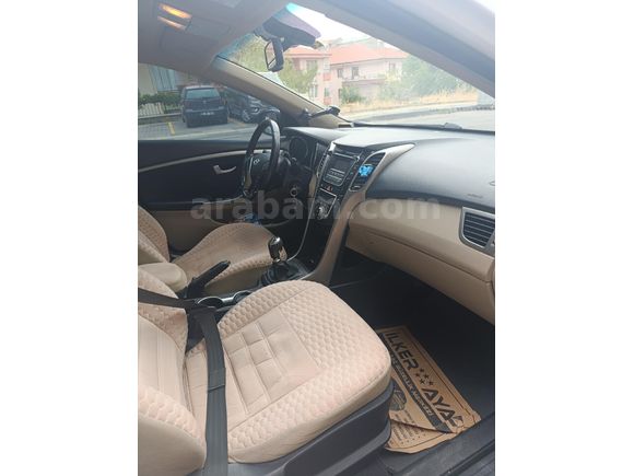 Sahibinden Hyundai i30 1.6 CRDi Style 2013 Model