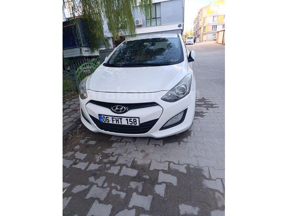 Sahibinden Hyundai i30 1.6 CRDi Style 2013 Model