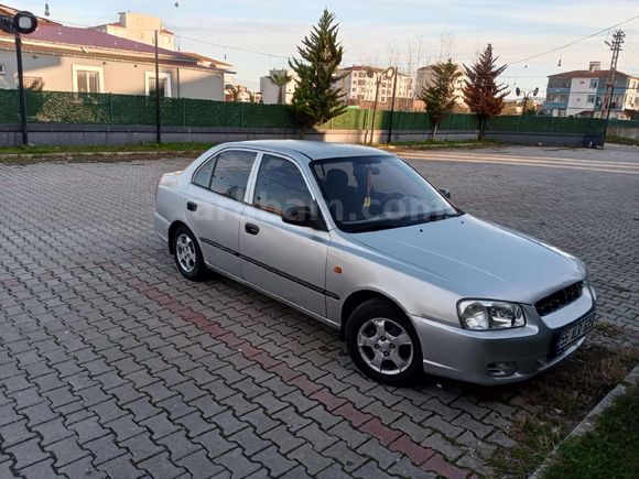 Sahibinden Hyundai Accent 1.3 LX 2000 Model
