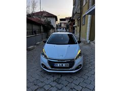 Sahibinden Peugeot 208 1.6 HDi Active 2016 Model  200.000 km Beyaz