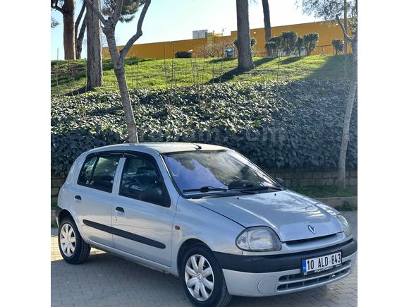 Sahibinden Renault Clio 1.4 RTA 1998 Model  262.000 km Gri