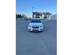 Sahibinden Chevrolet Cruze 1.6 Design Edition 2012 Model Sivas 194.760 km Beyaz