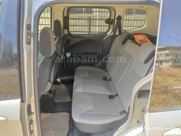 Sahibinden Ford Tourneo Courier 1.6 TDCi Titanium Plus 2016 Model