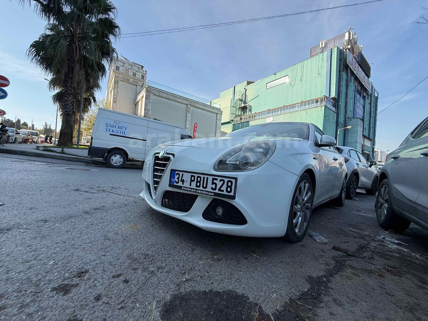 Sahibinden Alfa Romeo Giulietta 1.6 JTD Distinctive 2011 Model İstanbul 285.000 km Beyaz 2