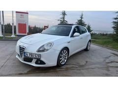 Sahibinden masrafsız Alfa Romeo Giulietta 1.6 JTD Distinctive 2011 Model   