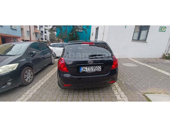Sahibinden Kia Ceed 1.6 CRDi Motion 2009 Model  106343 km Siyah