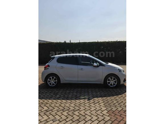 Sahibinden Peugeot 208 1.2 PureTech Active 2017 Model 