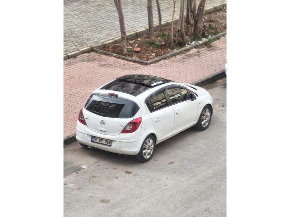 ÖZEL ÜRETİM  95hp Opel Corsa 1.3 CDTI Color Edition 2011 Model