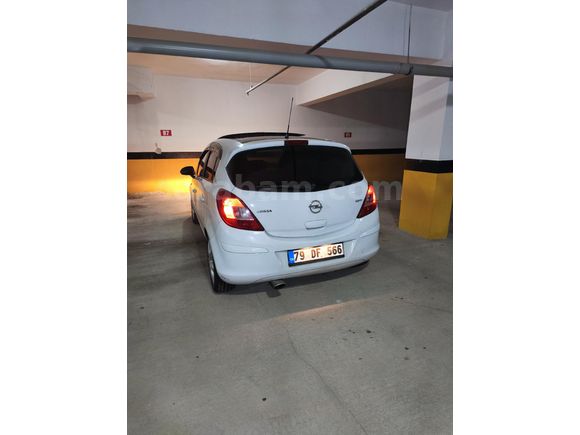 ÖZEL ÜRETİM  95hp Opel Corsa 1.3 CDTI Color Edition 2011 Model