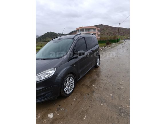 Sahibinden Ford Tourneo Courier 1.6 TDCi Titanium Plus 2016 Model
