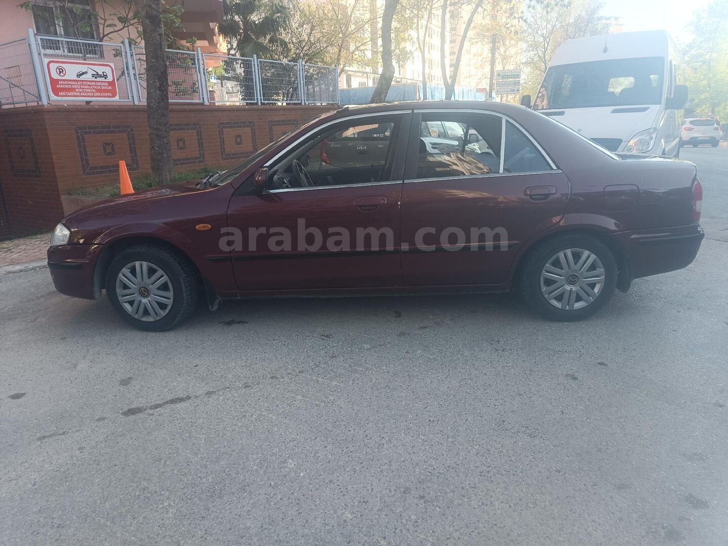 Sahibinden Mazda 323 1.5 1999 Model İstanbul 2