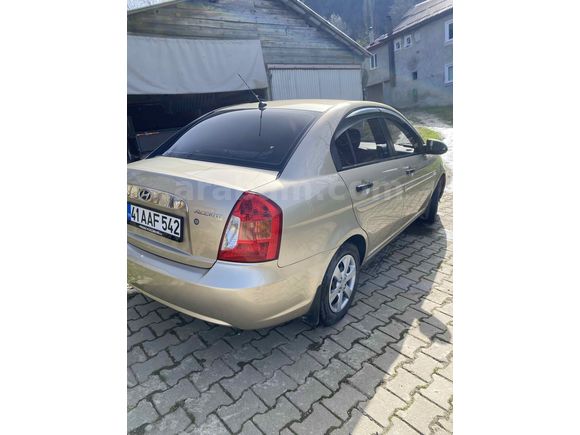 Sahibinden Hyundai Accent Era 1.4 Team 2009 Model 