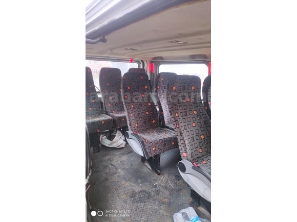 294 binde  Renault Trafic 1.9 DCI Grand Confort