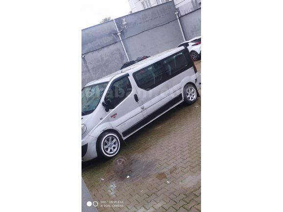 294 binde  Renault Trafic 1.9 DCI Grand Confort