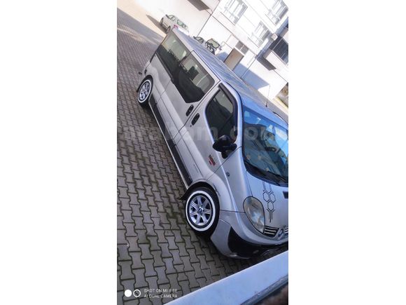 294 binde  Renault Trafic 1.9 DCI Grand Confort