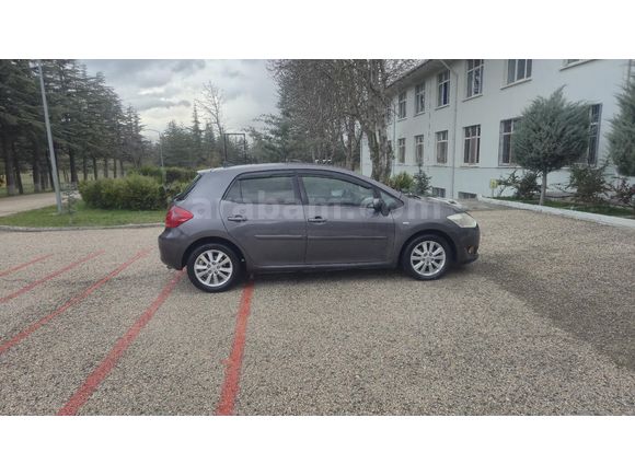 MEMURDAN Toyota Auris 1.4 D-4D