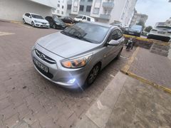 Sahibinden Hyundai Accent Blue 1.6 CRDI Mode 2014 Model