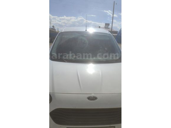 Sahibinden Ford Tourneo Courier 1.5 TDCi Delux 2023 Model  50.000 km Beyaz